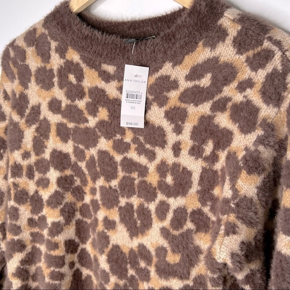 Nwt ANN Taylor Sweater Leopard Print Crew Neck brown tan size XS - Picture 5 of 7